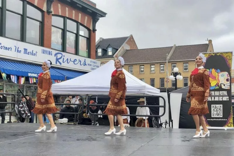 Artistas de la UAT participan en Festival de Día de Muertos en Canadá