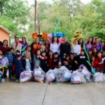 Entrega UAT juguetes a niñas y niños con la jornada “Alegrando Corazones”