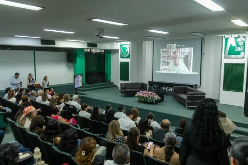 Analiza UAT desafíos y oportunidades de la inteligencia artificial