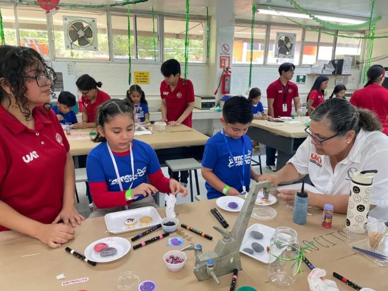 Fomenta la UAT vocaciones científicas con el arranque en Reynosa del campamento «Amor por la Ciencia»