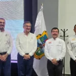 Rector de la UAT presenta avances del Atlas de Riesgos ante el gobernador en la Mesa de Paz